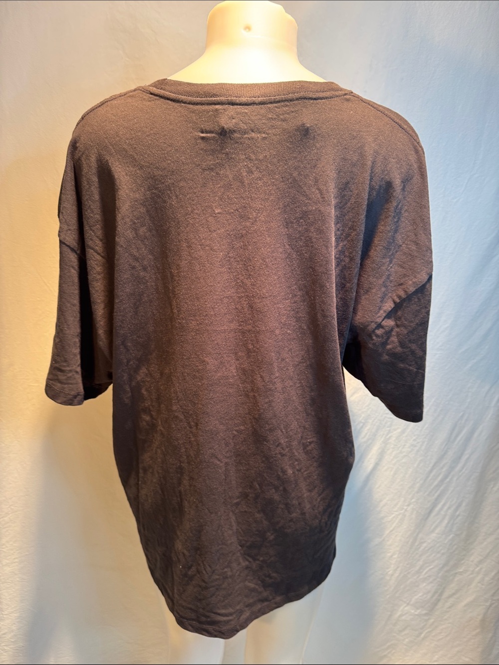 the Rolling Stones Black Tee with Red Tongue Holiday Graphic - Picture 5 of 8